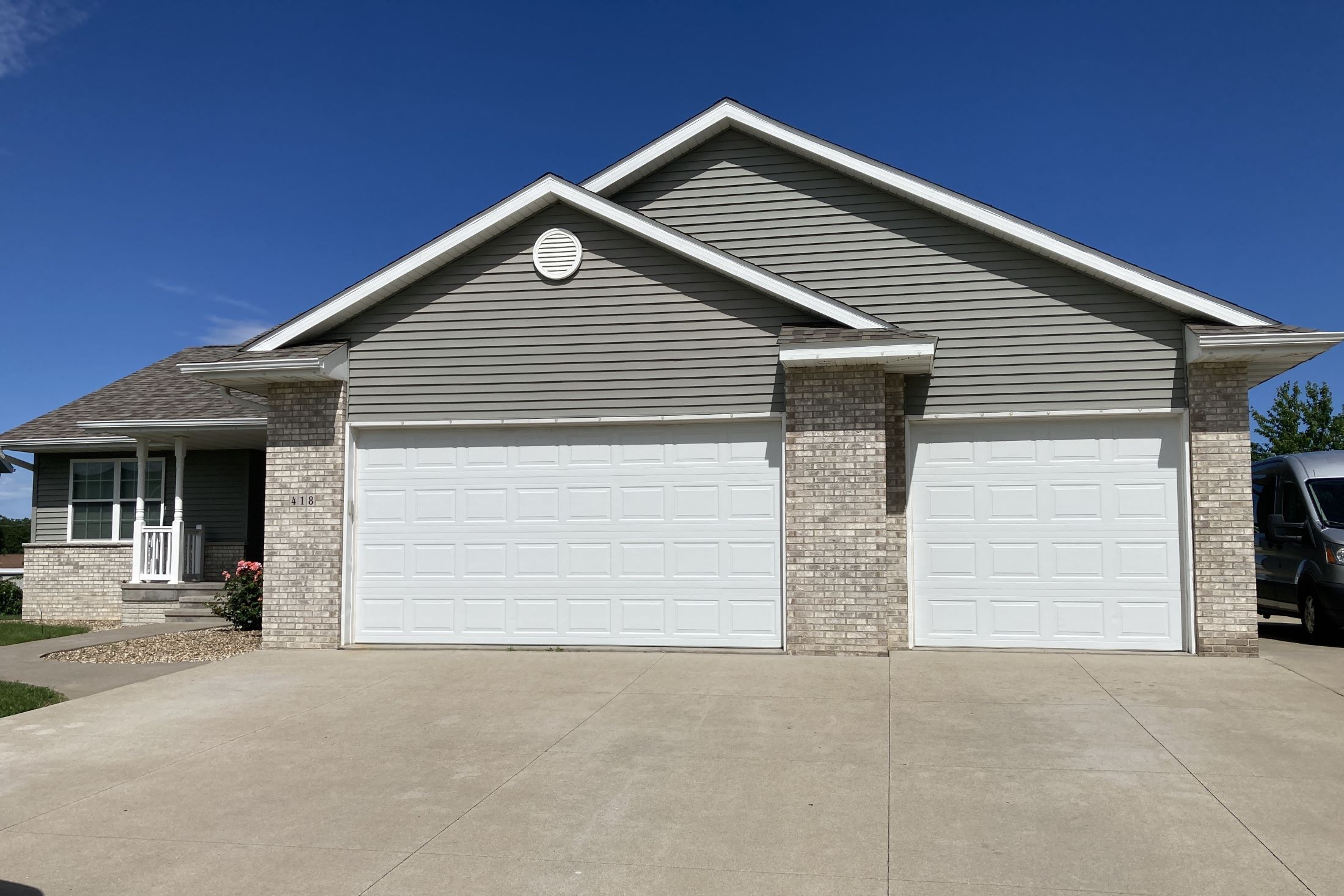 asphalt shingle roof replacement Center Point