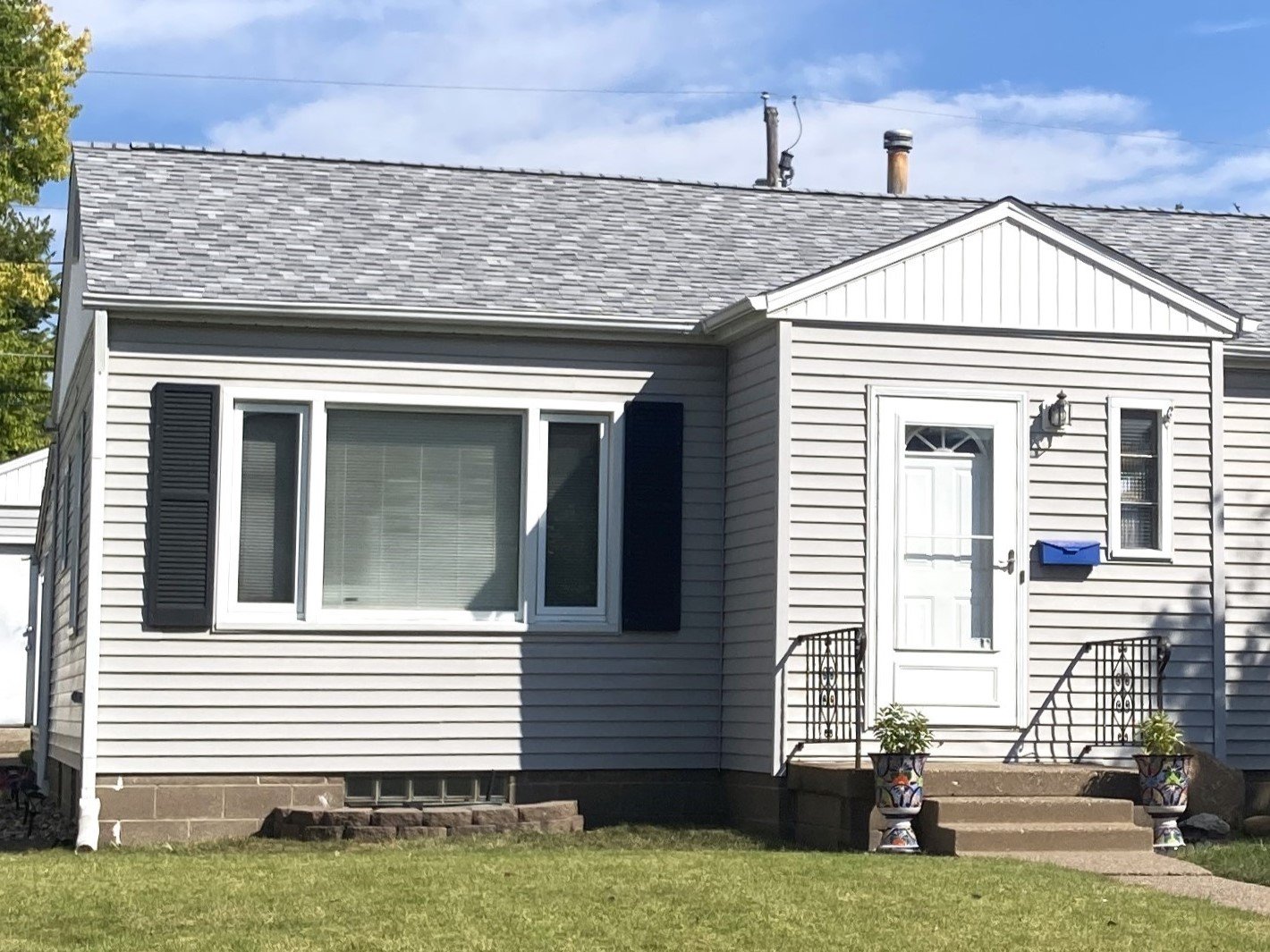 Aging Roofing Replacement: How to Know It’s Time to Reroof