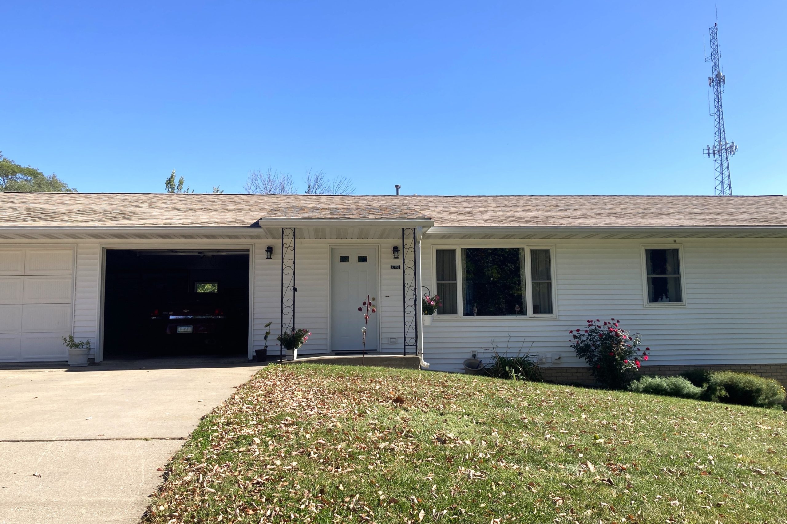 Choosing a Roofing Contractor for Storm Damage Repairs in Keosauqua, Iowa